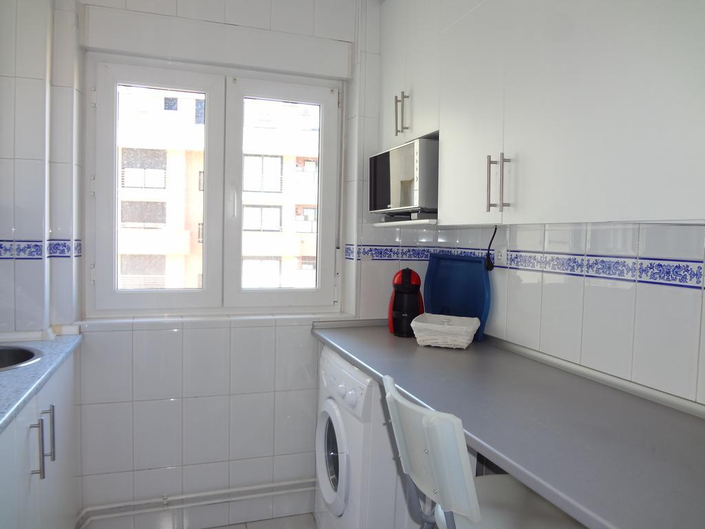 Sunny Apt Close To University With Parking And Wifi Hotel Santander Exterior foto